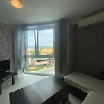 Sunny Plaza 4-34 Apartman Napospart