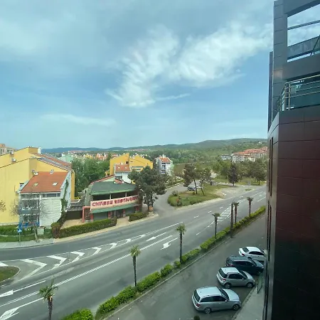 Sunny Plaza 4-34 * Slantchev Briag