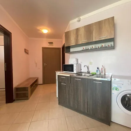 Sunny Plaza 4-34 Lägenhet Slăntjev Brjag